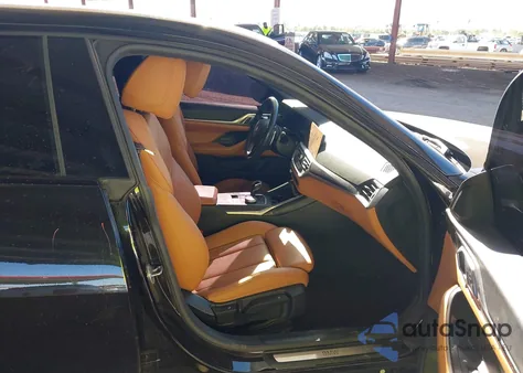 2022 BMW 430I Gran Coupe z USA, uszkodzony, nr VIN WBA63AV01NFM07391